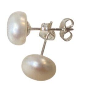 New Sterling Silver Freshwater Pearl Stud Earrings timeless classic elegant
